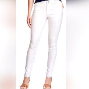 Old Navy The Rockstar Raw Hem Skinny Jeans 8 Reg (29x28) Bright White 22A
